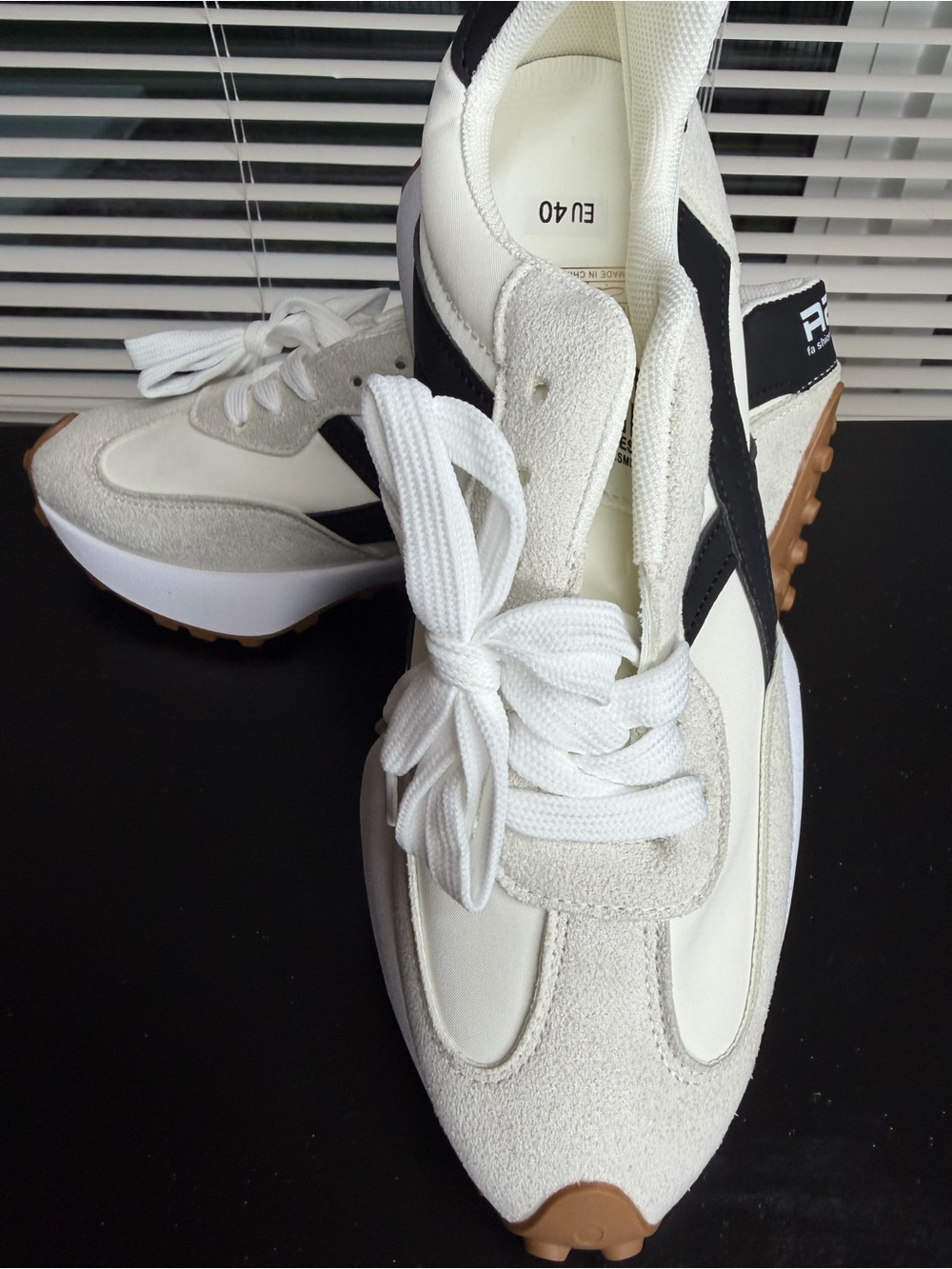 NWT- Women's White & Black Retro Runner Sneakers